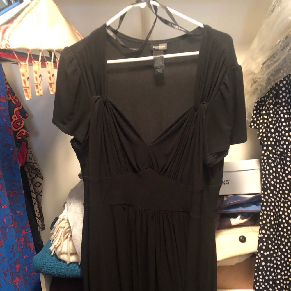 BisouBisou Black Dress Sweetheart Neckline belted inset